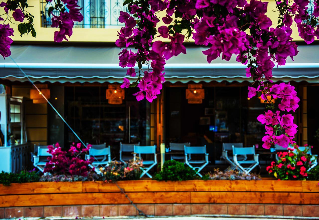 Theano Hotel Poros Town Exterior foto